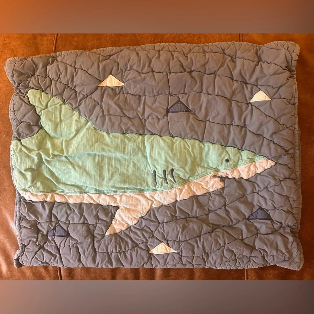 KIDS THE LAND OF NOD SHARK BAIT COTTON SHAM - STANDARD SIZE - 1 SHAM